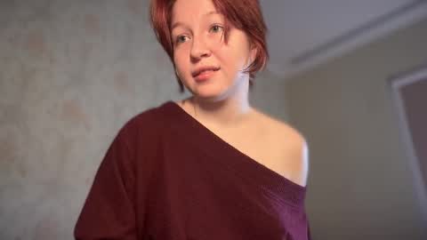 Snapshot of your_moonlight_ chatting on 05-25-26, 11:16 Mia online show from 05-25-26, 11:16