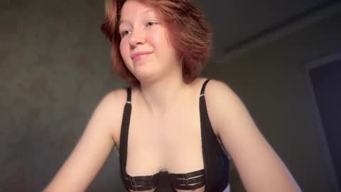 Snapshot of your_moonlight_ chatting on 06-03-26, 02:33 Mia online show from 06-03-26, 02:33