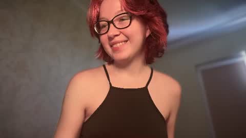 Snapshot of your_moonlight_ chatting on 06-14-26, 08:05 Mia online show from 06-14-26, 08:05