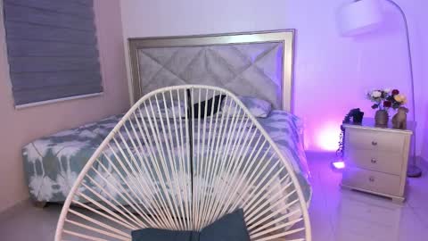 Snapshot of your_new_obsession_ chatting on 09-25-25, 03:21 adah 3 online show from 09-25-25, 03:21