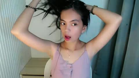 Snapshot of your_nikka22 chatting on 11-12-25, 08:04 your_nikka22 online show from 11-12-25, 08:04