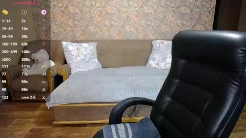 Snapshot of your_oxygen chatting on 11-16-25, 05:40 Lily online show from 11-16-25, 05:40