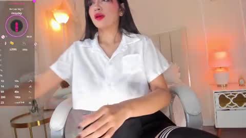 your_petite18 online show from 07-15-26, 11:43