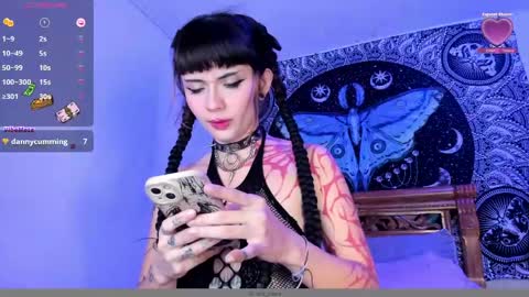 Snapshot of your_rosenrot chatting on 04-23-26, 03:19 Daniela Help me reach 100 likes online show from 04-23-26, 03:19