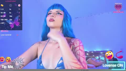 Snapshot of your_rosenrot chatting on 05-19-26, 02:40 Daniela Help me reach 100 likes online show from 05-19-26, 02:40