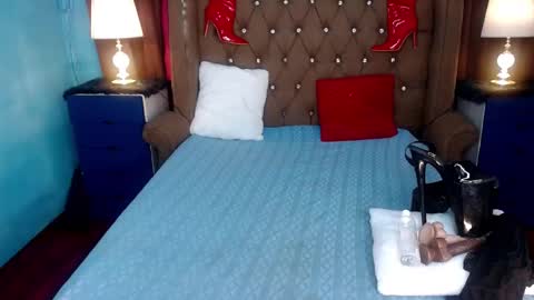 Snapshot of your_sex_addiction_69 chatting on 01-06-25, 05:49 Casie online show from 01-06-25, 05:49