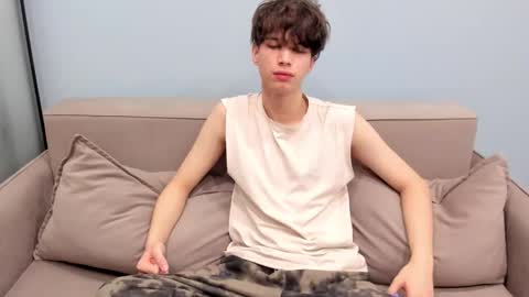 your_shy_guy online show from 11-10-25, 06:12