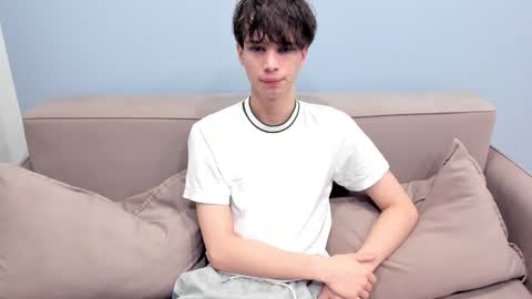 your_shy_guy online show from 02-04-26, 09:09