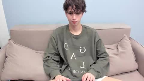 your_shy_guy online show from 02-16-26, 07:54