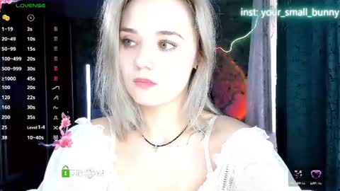 Snapshot of your_small_bunny chatting on 07-19-26, 02:04 Molly online show from 07-19-26, 02:04