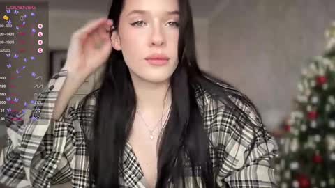 Mia  online show from 01-16-25, 01:25