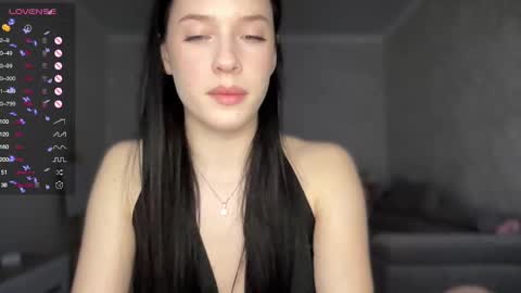 Mia  online show from 01-23-25, 02:07