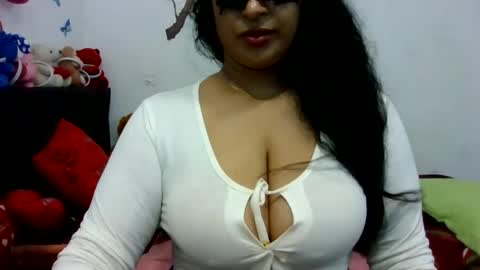 Snapshot of yourashawari chatting on 06-01-26, 01:29 yourashawari online show from 06-01-26, 01:29