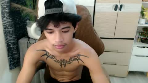 yourasian_eric online show from 03-02-26, 02:02