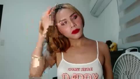 LEXI online show from 10-10-25, 10:47