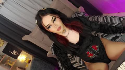 kim online show from 03-02-25, 10:27