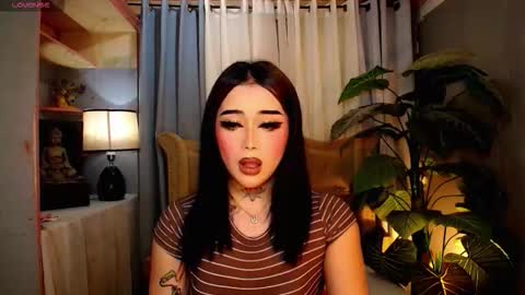 kim online show from 11-24-25, 09:53