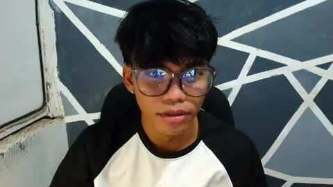 rainy online show from 07-12-26, 12:40