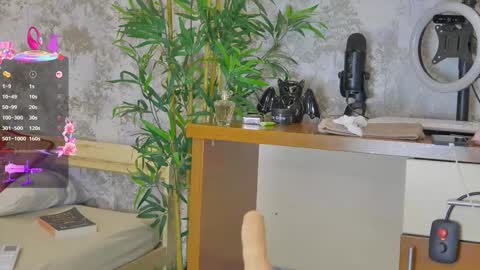 Anna online show from 11-02-25, 08:11