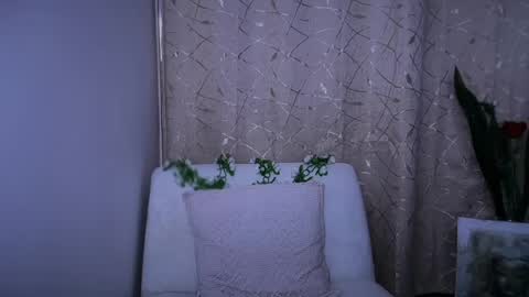 yourcutemolly__ online show from 05-14-26, 07:15