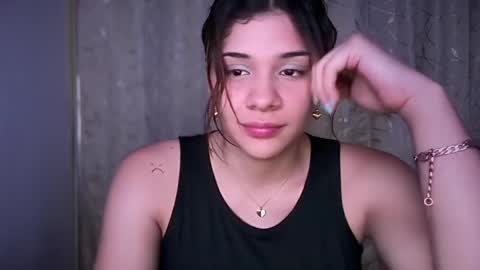 yourcutemolly__ online show from 05-26-26, 06:53