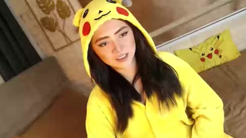 JEN  online show from 10-04-25, 11:41