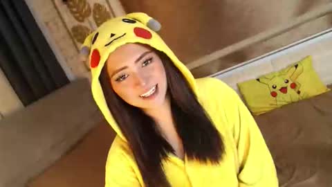 JEN  online show from 10-05-25, 12:47