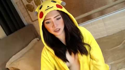 JEN  online show from 10-25-25, 11:29