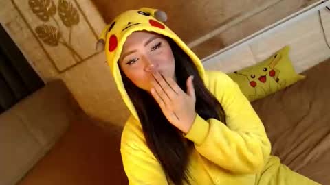 JEN  online show from 02-18-26, 10:00