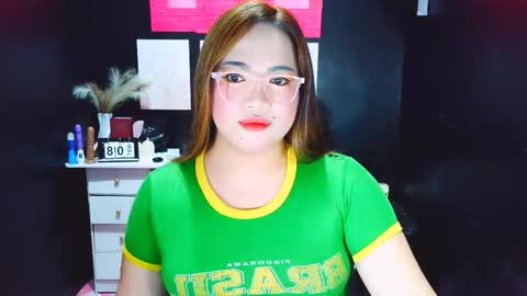 Snapshot of yourdirtygirl_lyla chatting on 01-09-26, 02:25 yourdirtygirl_lyla online show from 01-09-26, 02:25