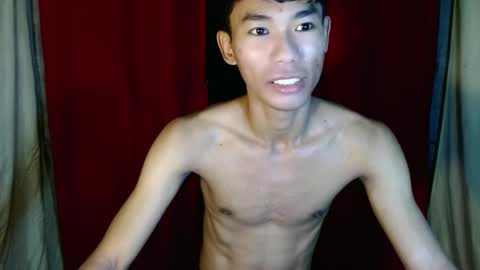 Snapshot of yourdreamboyx chatting on 12-07-24, 05:15 Rence online show from 12-07-24, 05:15