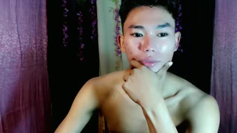 Snapshot of yourdreamboyx chatting on 02-12-25, 11:09 Rence online show from 02-12-25, 11:09