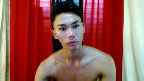 Snapshot of yourdreamboyx chatting on 03-03-25, 05:09 Rence online show from 03-03-25, 05:09