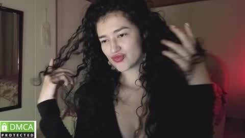 Snapshot of yourdreamgirl2025 chatting on 06-05-26, 12:28 yourdreamgirl2025 online show from 06-05-26, 12:28