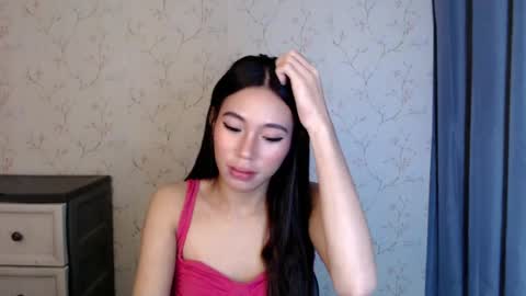 Snapshot of yourdreamgirlgwen chatting on 07-28-26, 03:21 GWENI online show from 07-28-26, 03:21