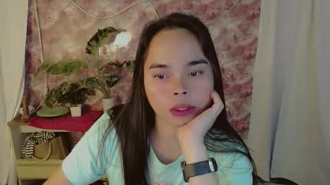 Snapshot of yourdreamgirljenelyn chatting on 05-27-26, 04:53 Alice online show from 05-27-26, 04:53