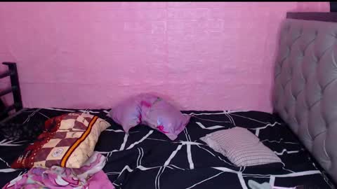 Snapshot of yourdreamisabell chatting on 02-09-25, 12:19 yourdreamisabell online show from 02-09-25, 12:19