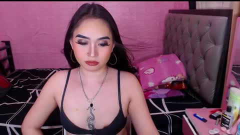 Snapshot of yourdreamisabell chatting on 02-17-25, 02:04 yourdreamisabell online show from 02-17-25, 02:04