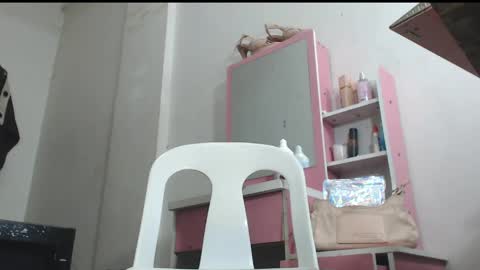 Snapshot of yourdreamisabell chatting on 05-08-26, 01:16 yourdreamisabell online show from 05-08-26, 01:16