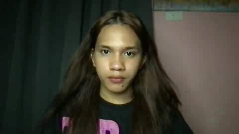 Snapshot of yourehot_princess chatting on 05-20-26, 02:23 yourehot_princess online show from 05-20-26, 02:23