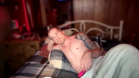 yourenotmytype69 online show from 10-10-25, 10:03