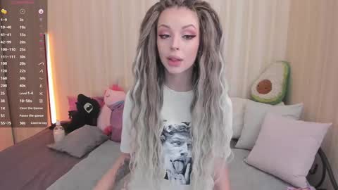 Mary online show from 02-14-25, 09:03