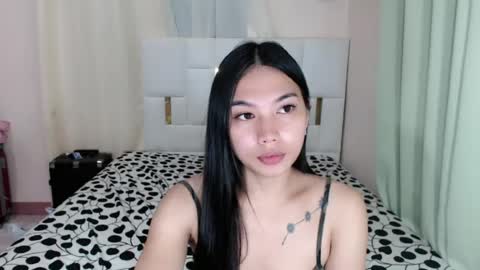 Snapshot of yourfantasy_girl chatting on 07-26-26, 07:43 jenlie online show from 07-26-26, 07:43