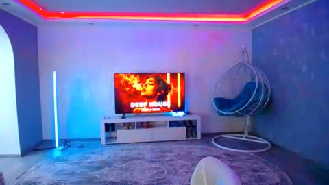 call meKira online show from 06-22-26, 06:10