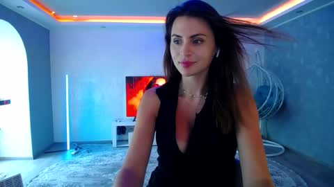 call meKira online show from 06-29-26, 11:32