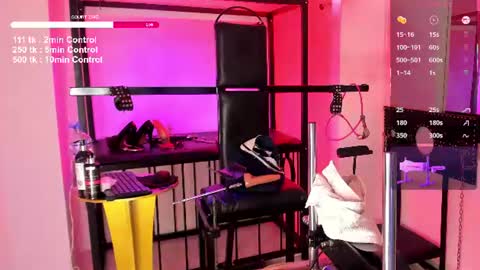 Snapshot of yourgirlia_ chatting on 06-25-26, 05:12 Call me Lia online show from 06-25-26, 05:12