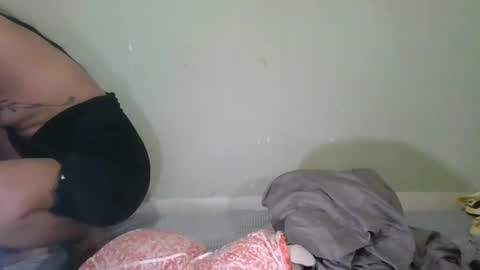 Snapshot of yourgoaldigger chatting on 01-22-25, 03:07 mimi online show from 01-22-25, 03:07