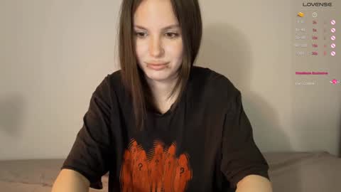 Snapshot of yourher0in chatting on 01-02-25, 01:51 Aida online show from 01-02-25, 01:51