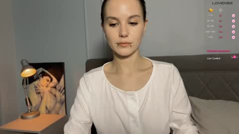 Snapshot of yourher0in chatting on 01-06-25, 02:25 Aida online show from 01-06-25, 02:25