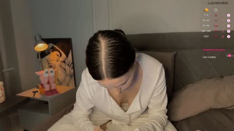 Snapshot of yourher0in chatting on 01-15-25, 01:41 Aida online show from 01-15-25, 01:41